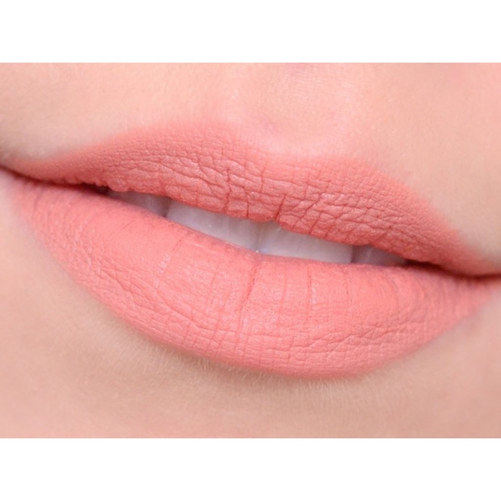 Son MAC Runway Hit Retro Matte